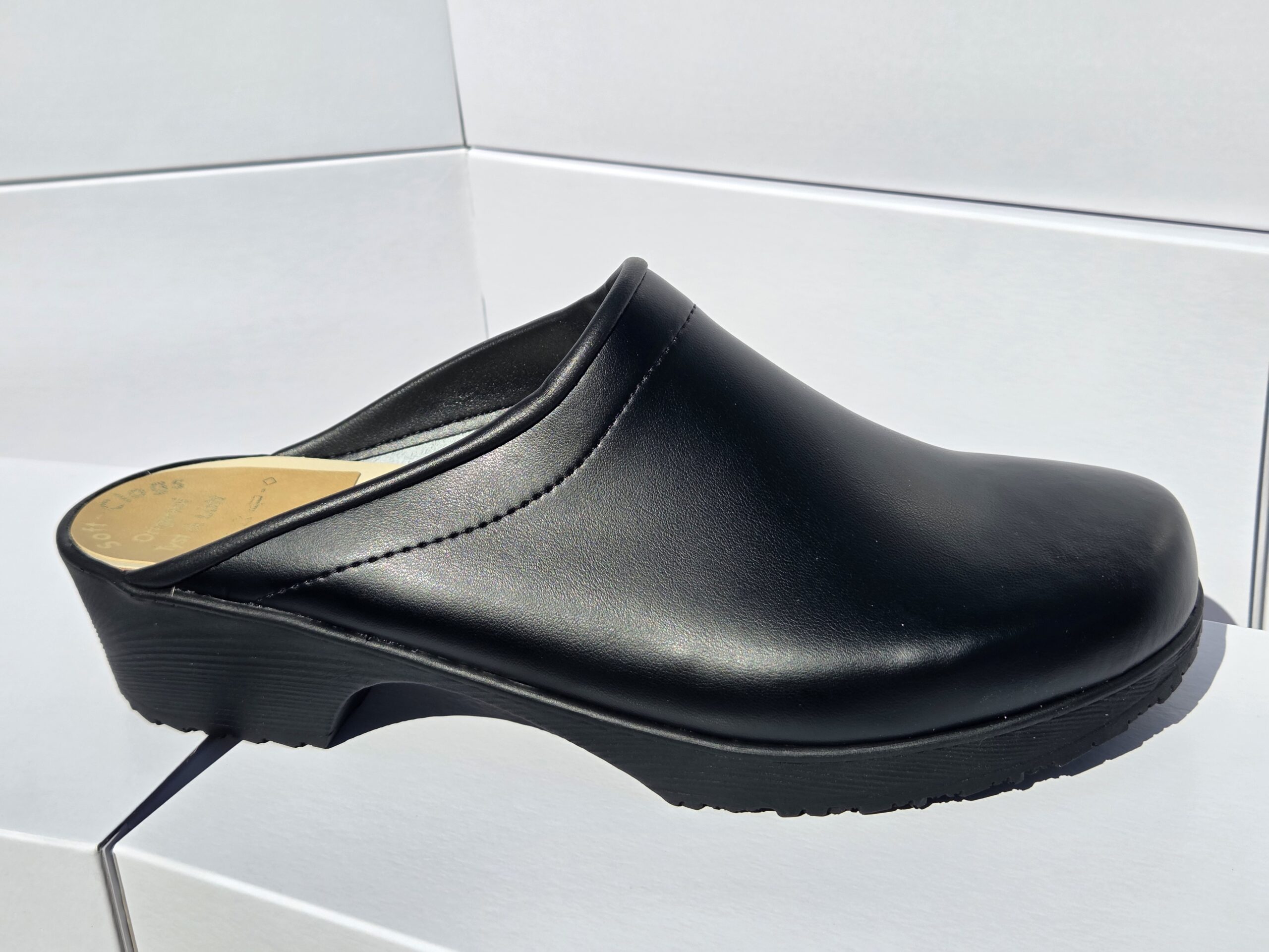 NY MODELL! Soft Clogs Helmjuka Flexibla med Äkta Läderbindsula - SVENSK tillverkade! Storlek 40 - 48